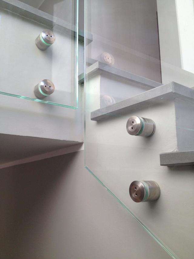 Dettagli ringhiera in vetro