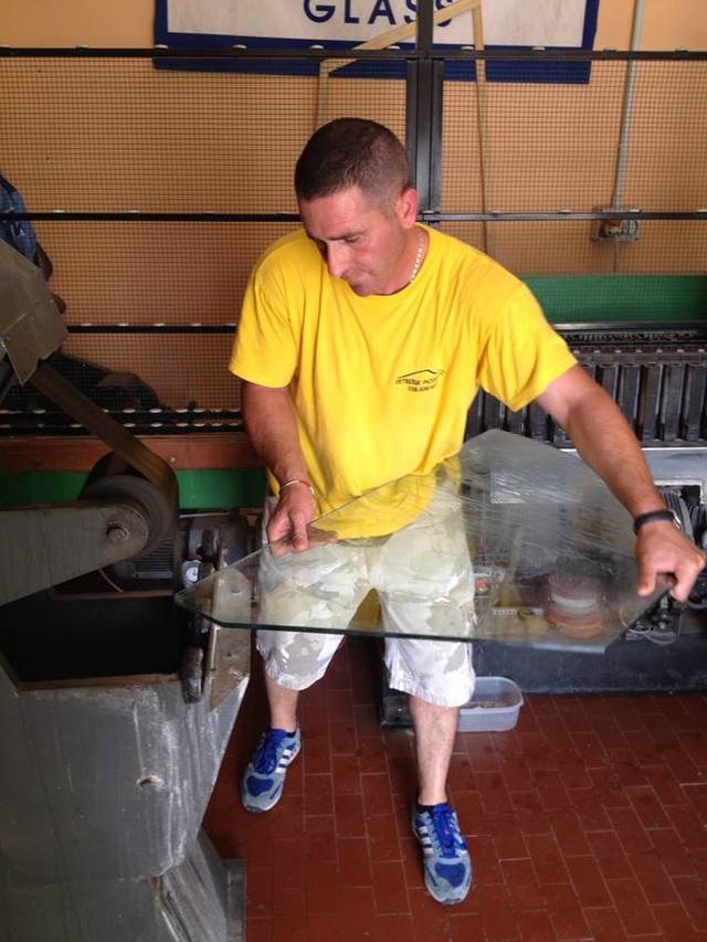 Vetraio con lastra 2